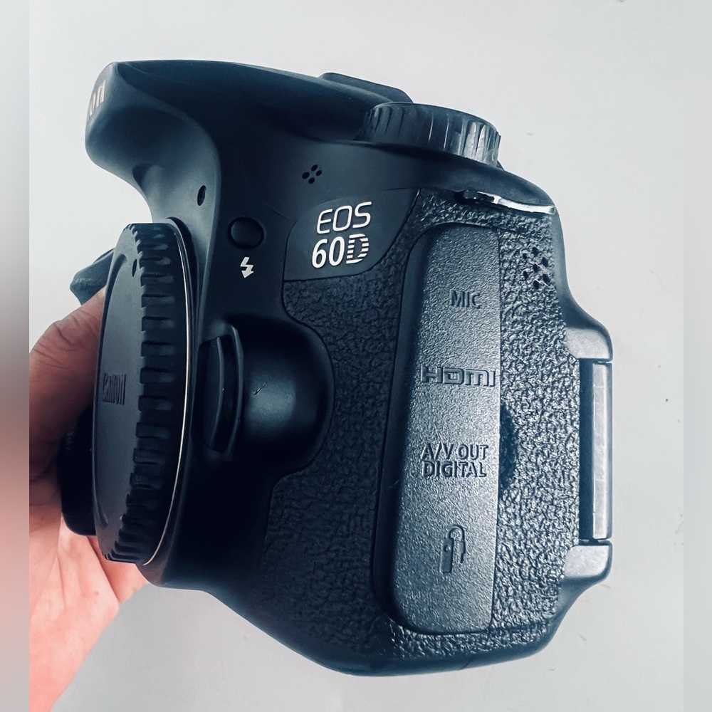 Canon EOS Rebel 60D Black Digital Camera Only Body Tested Working Perfect - Picture 8 of 11